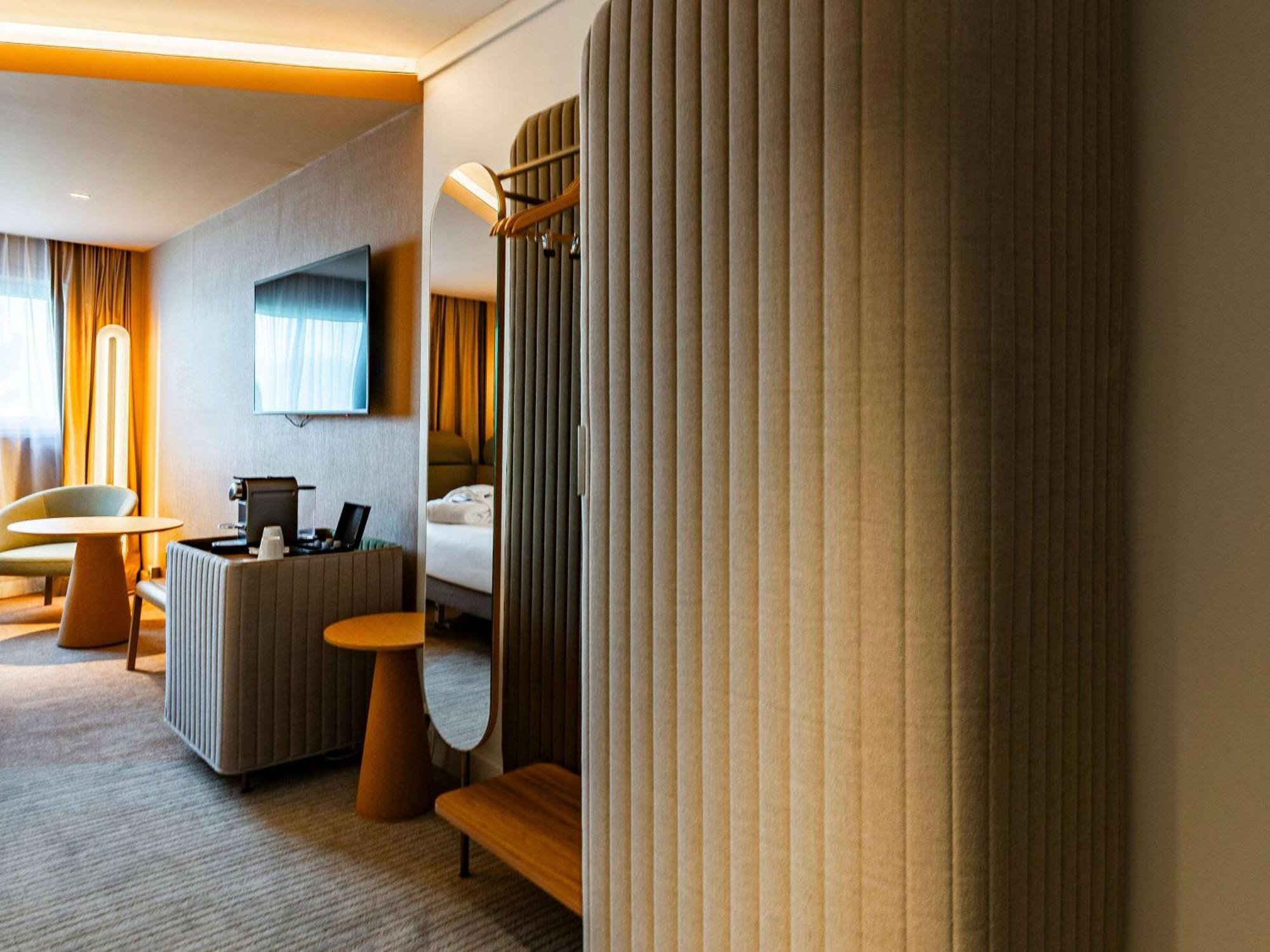 Novotel Reims Tinqueux Ngoại thất bức ảnh